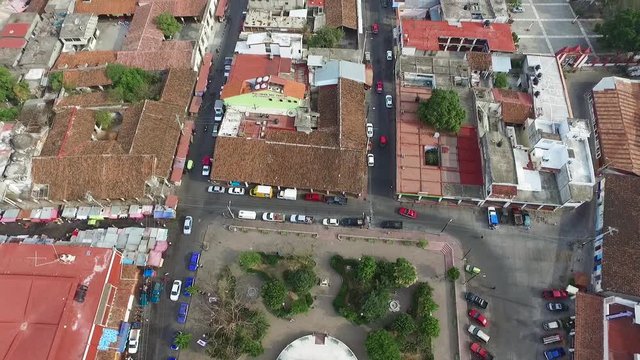 Chopping into the kiosk by climbing into a panorama/ En picada al kiosco subiendo a una panor&aacute;mica