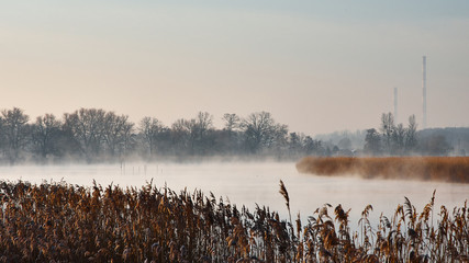mgła na rzece © Robert