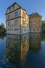 Fototapeta na wymiar Wasserschloss Heerse bei Bad Driburg