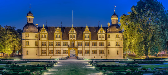 Schloss Neuhaus Paderborn Nacht Panorama
