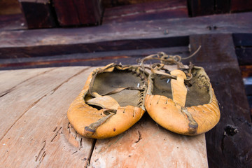 Bulgarian old fashion shoes for dancing folklore