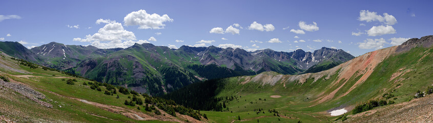 Fototapeta na wymiar Near Red Mountain Colorado