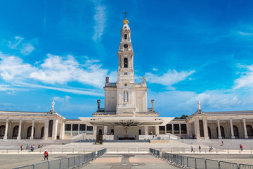 The Sanctuary of Fatima © Sergii Figurnyi