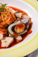 seafood tomato sauce spaghetti