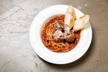 Meatball tomato sauce pasta