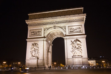 Fototapeta na wymiar Arc de Triumph by night