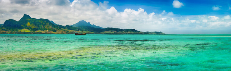 Obraz premium View of a sea at day time. Mauritius. Panorama