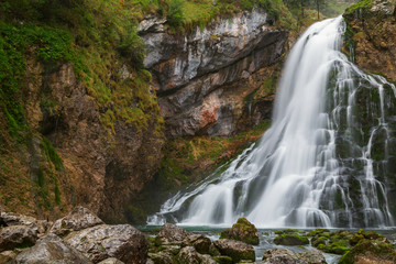Fototapeta na wymiar Beautiful Golling waterfall and near Golling and Salzach medieva