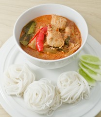 Vegan Red Curry with Thai Rice Vermicelli