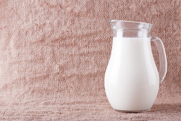 Farm milk carafe