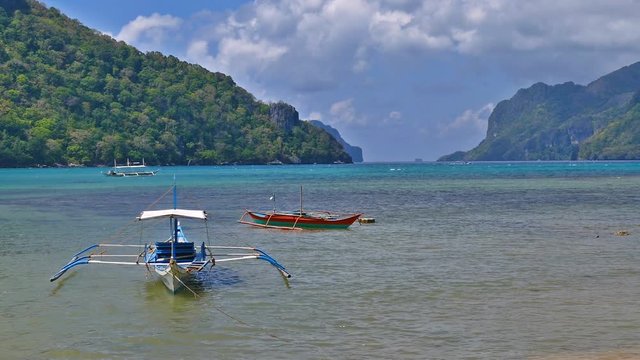 Empty Tourist Boat In The Beautiful Tropical Beach Of El Nido, Palawan