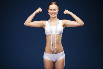 Obraz premium Strength of a woman in her weakness