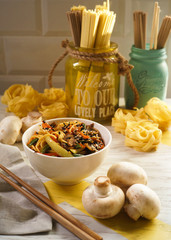 Wheat noodles with vegetables