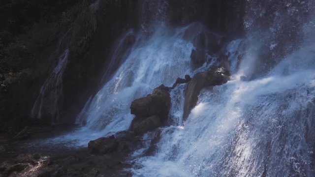nicho waterfall in Cuba nicho Slow motion