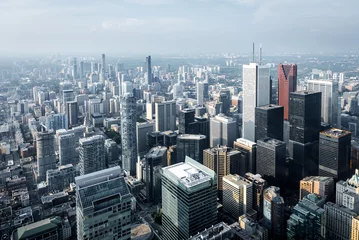 Foto auf Acrylglas Luftbild Luftbild von Wolkenkratzern und Bürogebäuden in der Innenstadt von Toro