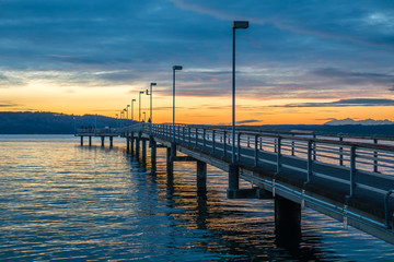 Fototapeta premium Pier And Sunset 3