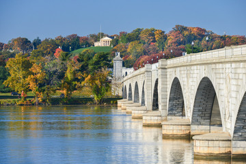 Washington DC in Autumn - Arlington Memorial Bridge - obrazy, fototapety, plakaty