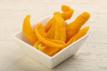 Dry mango chips
