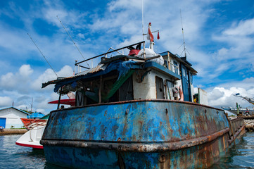 ship wreck in papua indonesia