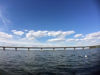 Obraz premium river bridge and beautiful sky