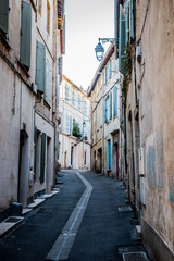 Dans les rues d'Arles, porte de la Camargue