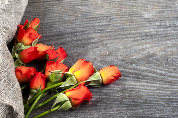 red roses on wooden board, Valentines Day background