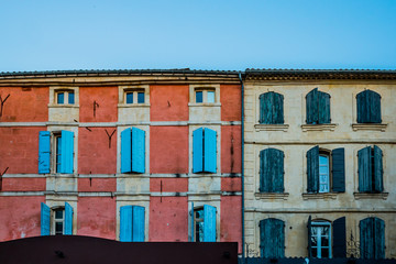 Obraz premium Dans les rues d'Arles, porte de la Camargue