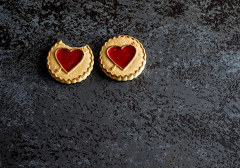 Obraz na płótnie Canvas Heart shaped cookie