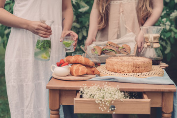 Girls have become a picnic