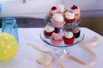 Cupcake pedestal