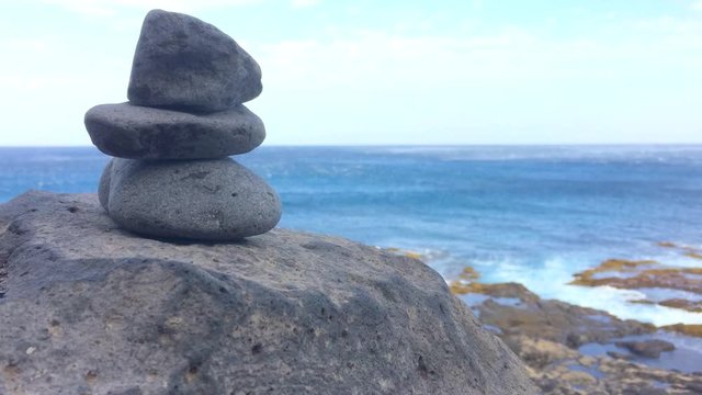 Zen Steine am Atlantik