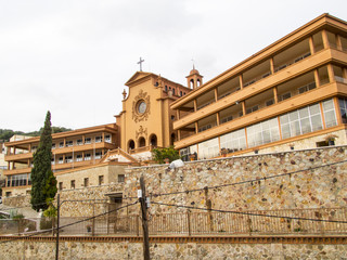 Iglesia y casa de descanso de los hermanos Camilos en Barcelona,Cataluña,España