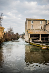 Ancienne usine &agrave; papier &agrave; Saint-Saturnin-l&egrave;s-Avignon