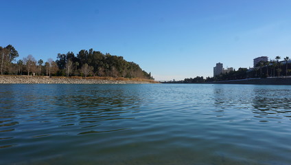 Fototapeta na wymiar göl manzarası adana 