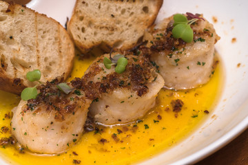grilled scallop
