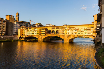 Obraz premium View of the Ponte Vecchio in Florence, Italy