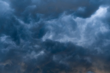 Fototapeta premium Dark Grey Storm Clouds