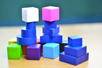 Obraz premium Businesses grow without control and direction may break down.