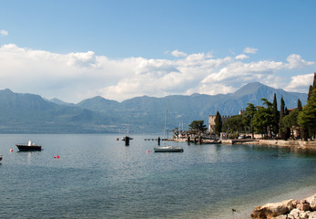 Fototapeta premium Shore of the Lake Garda in the village of Torri del Benaco in Italy