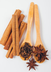 Warming spices - cinnamon, star anise, cloves.