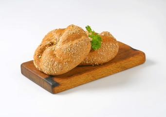 whole wheat buns