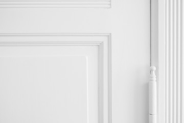 Fototapeta premium weiße Altbau Tür Nahaufnahme 