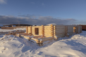 construction of wooden houses in winter