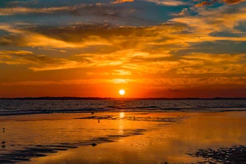 Zelfklevend Fotobehang Zonsondergang bij Folly Beach © marknortona