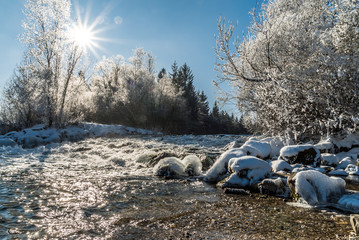 Mündung der Loisach in die Isar bei Wolfratshausen im Winter
