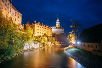 Fototapeta na wymiar Beautiful night view to castle tower in Cesky Krumlov, Czech republic