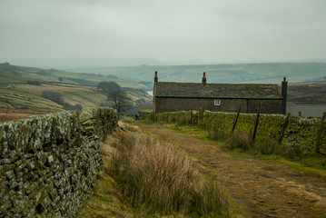 Old house, Peak District National Park, UK  © DawidDobosz