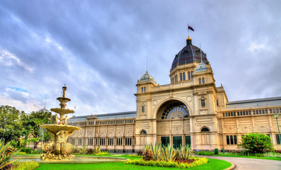 Naklejka premium Royal Exhibition Building, wpisany na Listę Światowego Dziedzictwa UNESCO w Melbourne w Australii
