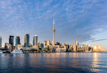 Fototapeta na wymiar Toronto Skyline from the Island