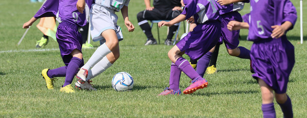 サッカー　フットボール © makieni